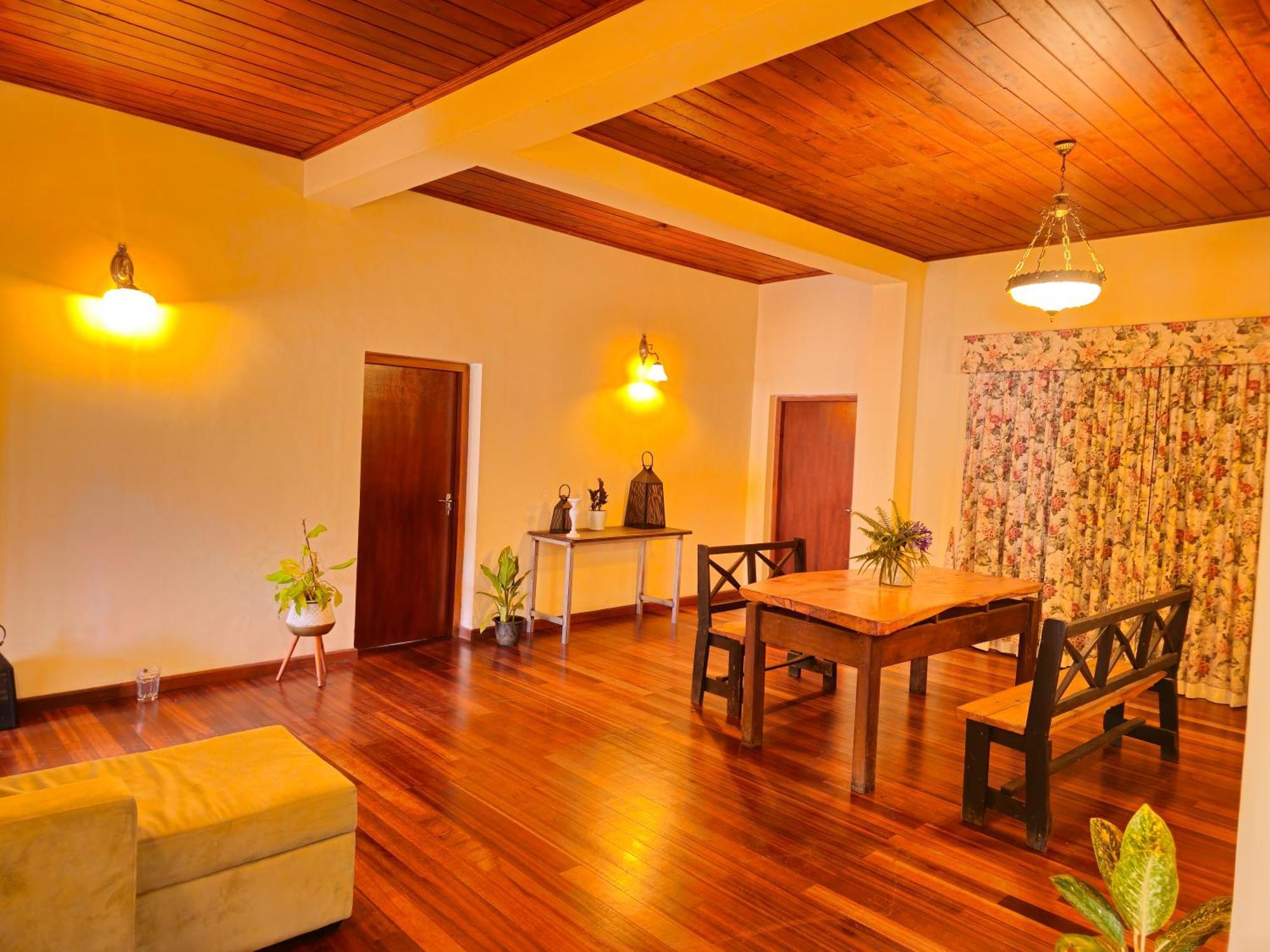Hotel The Loris Manor à Nuwara Eliya Extérieur photo